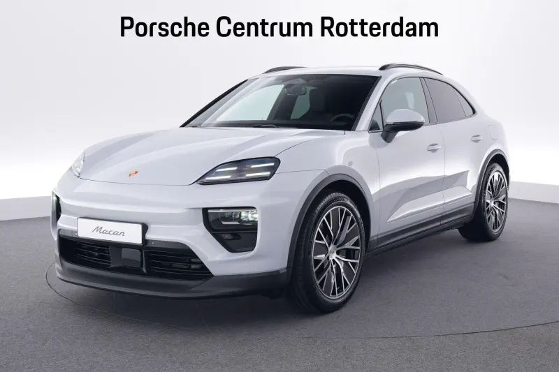 Porsche Macan (2025)