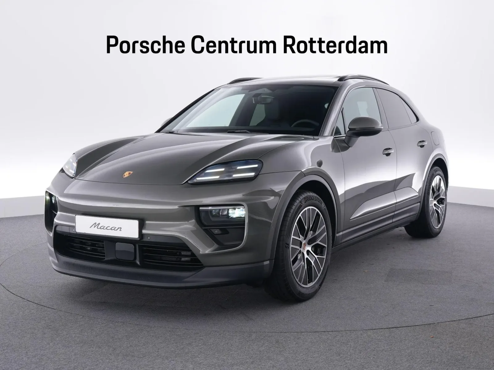 Porsche Macan (2026) — foto 1