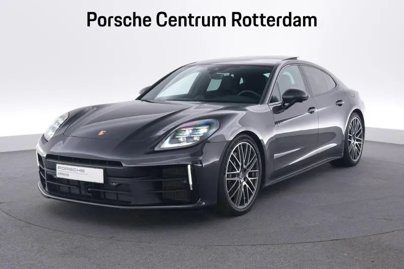 Porsche Panamera (2024)