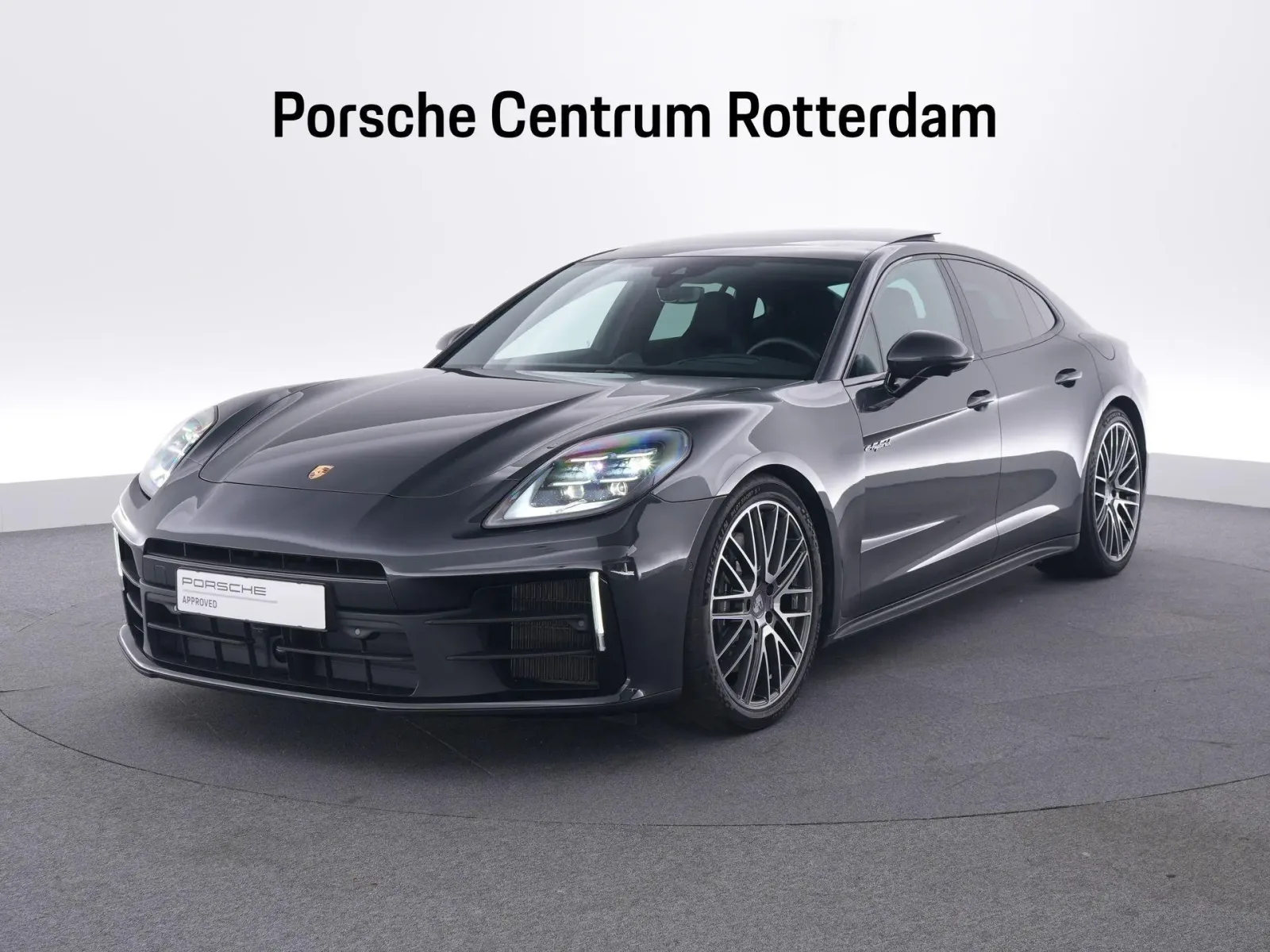 Porsche Panamera (2024) — foto 1