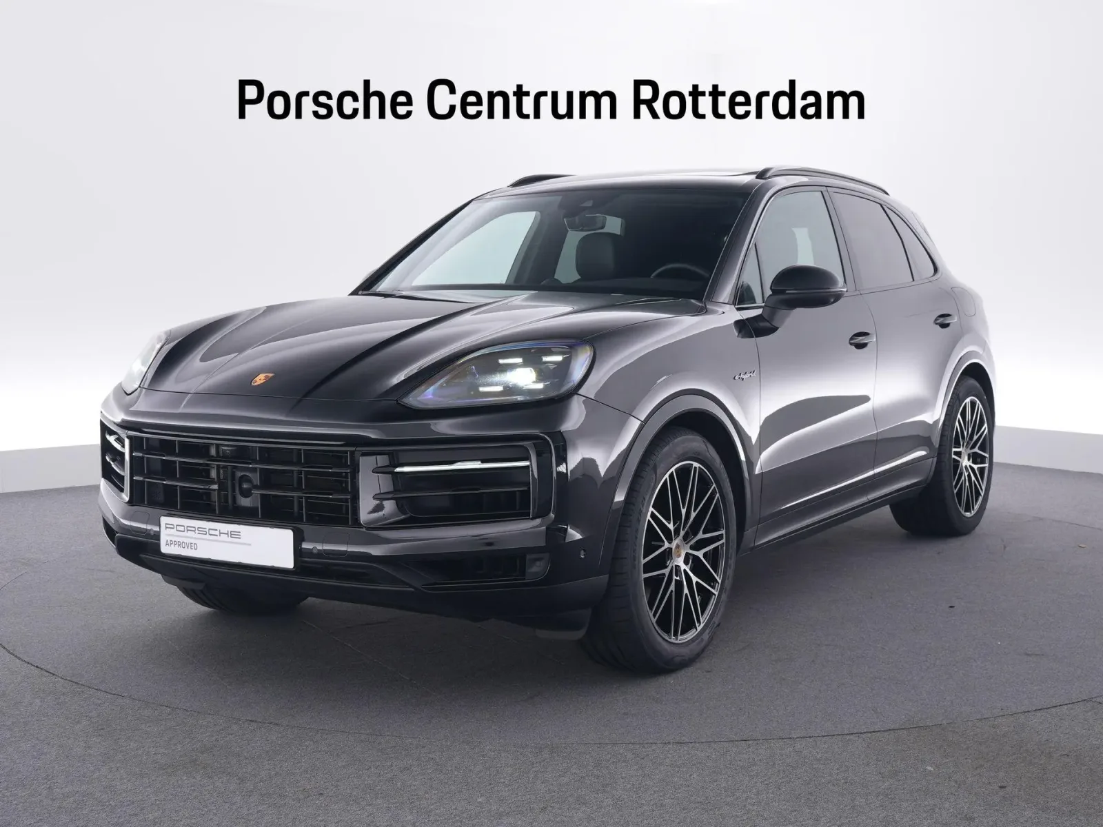 Porsche Cayenne (2023) — foto 1