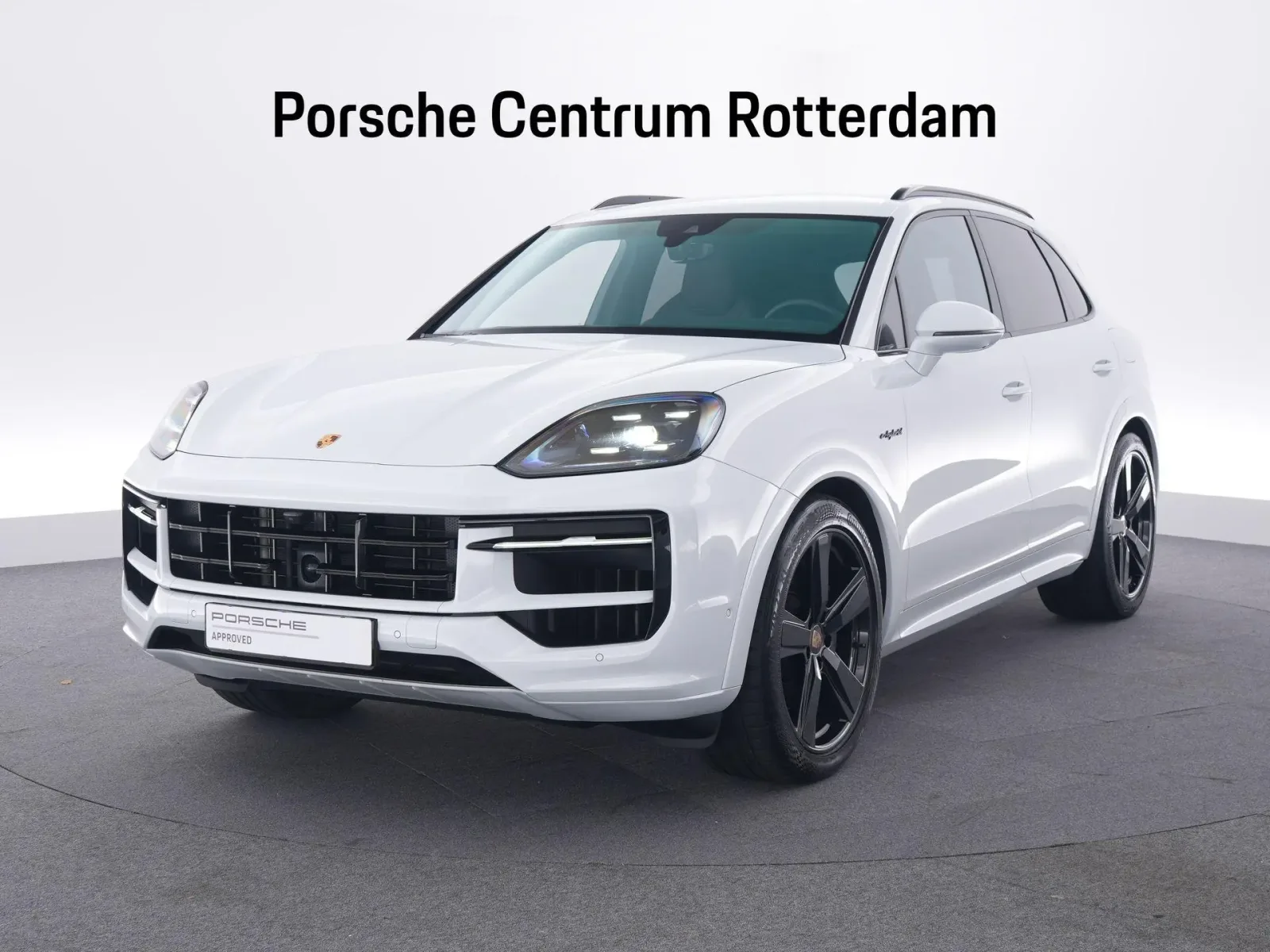 Porsche Cayenne (2024) — foto 1