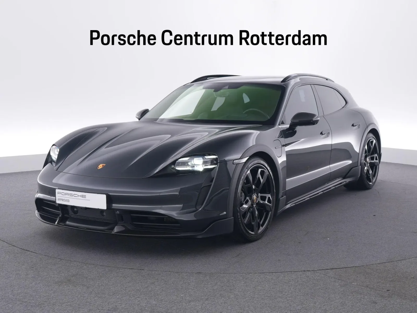Porsche Taycan (2022) — foto 1