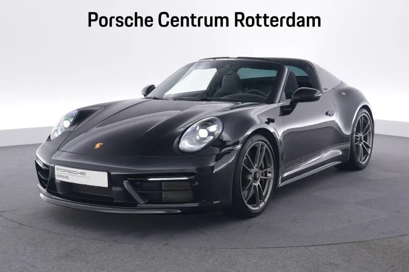 Porsche 911 (2024)