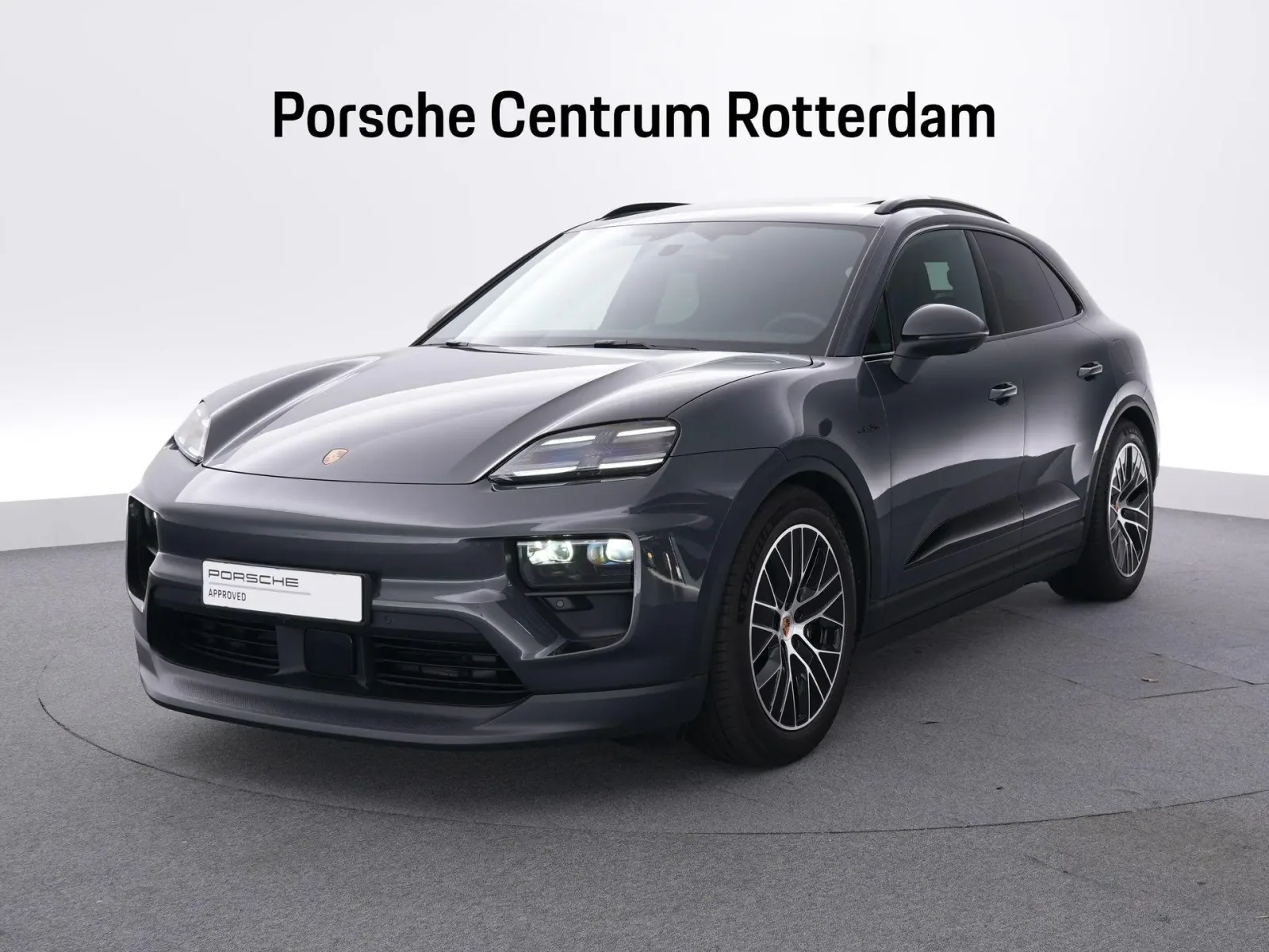 Porsche Macan (2025) — foto 1