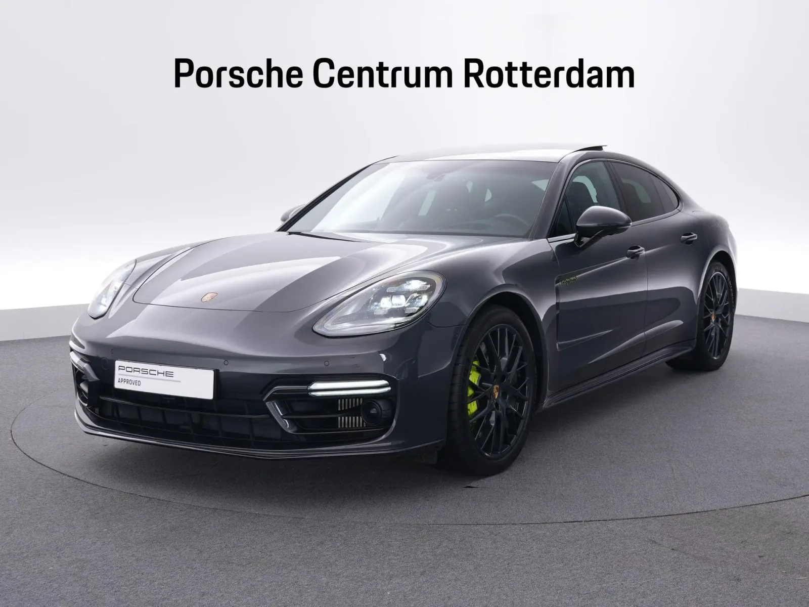 Porsche Panamera (2023) — foto 1