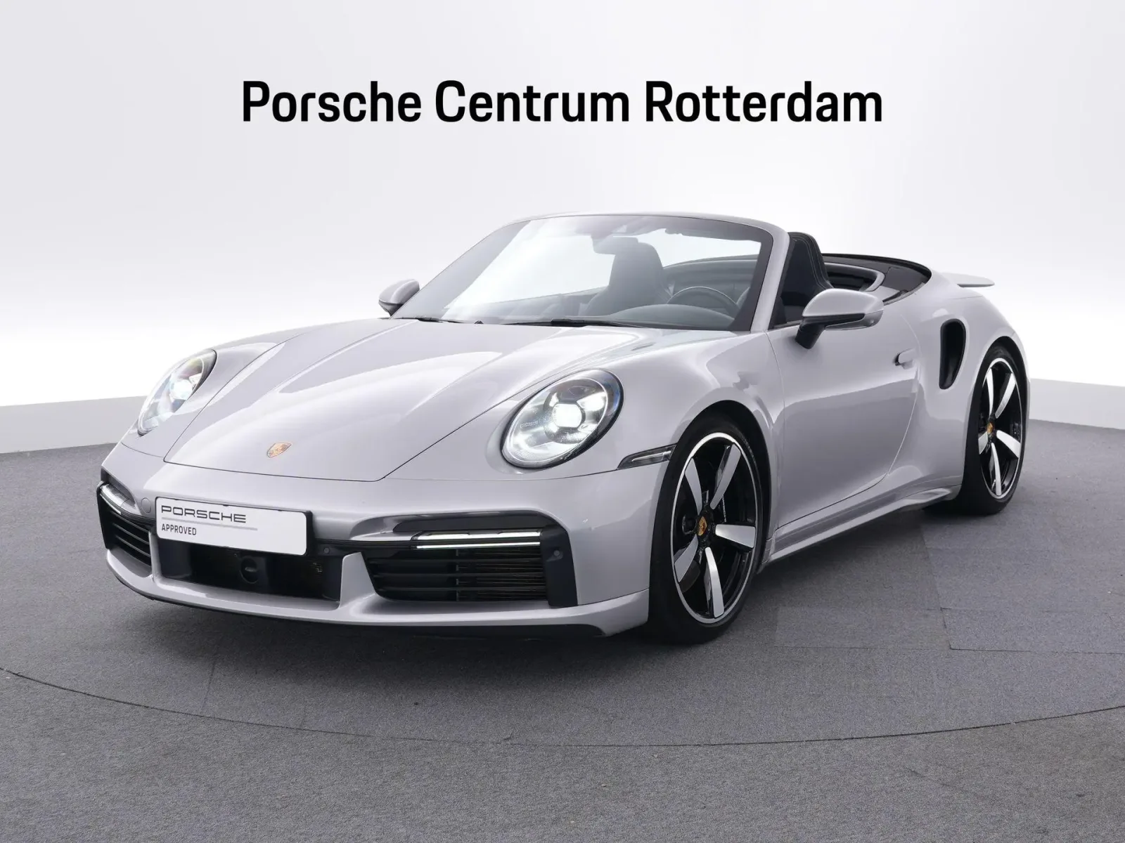Porsche 911 (2021) — foto 1