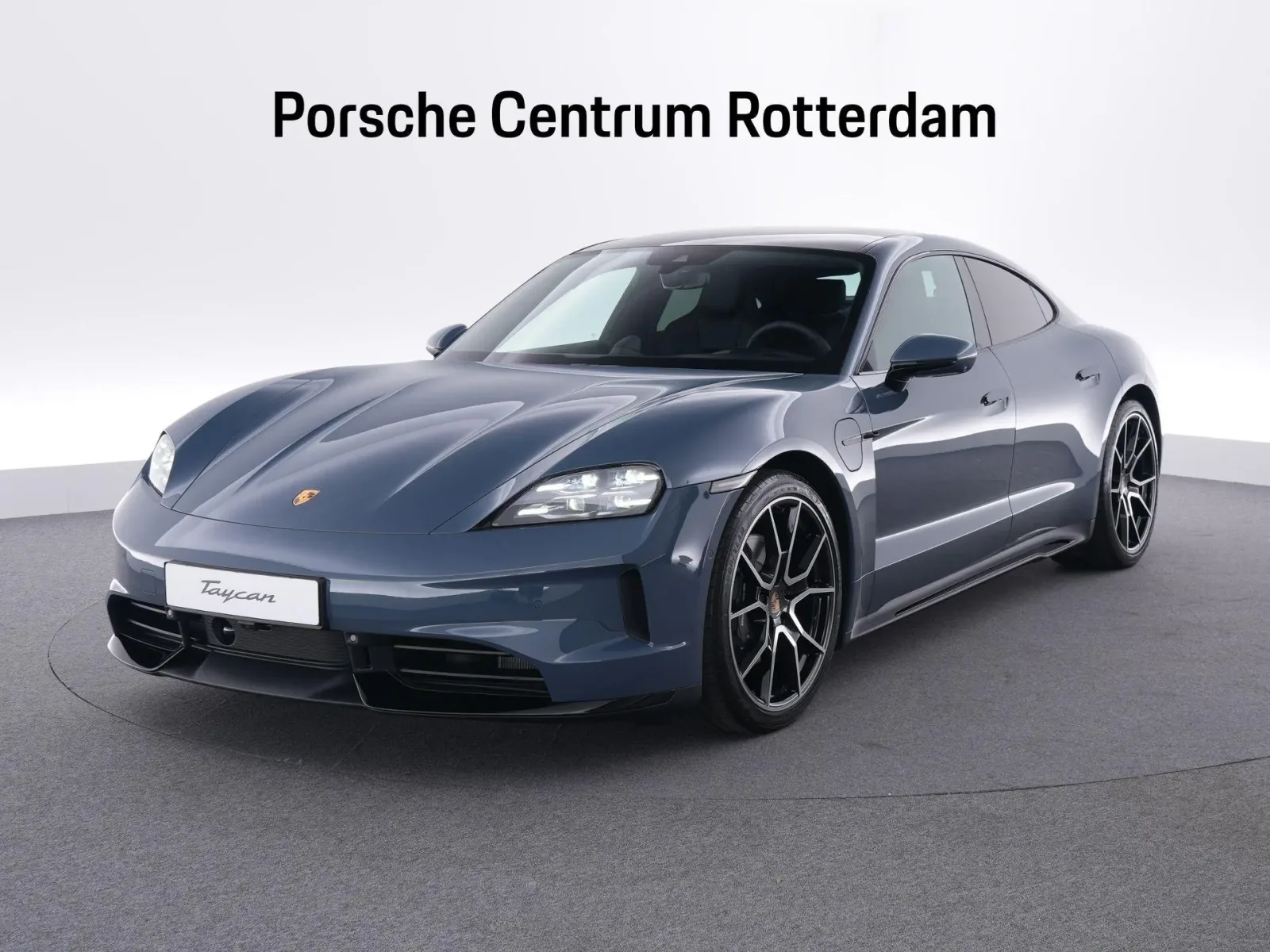 Porsche Taycan (2026) — foto 1
