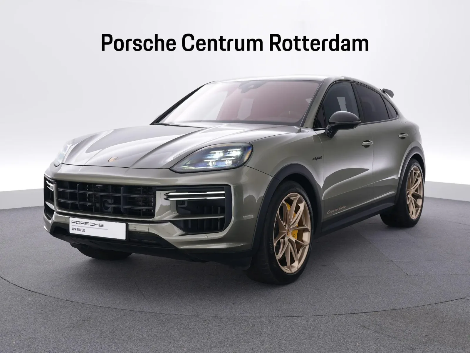 Porsche Cayenne (2024) — foto 1