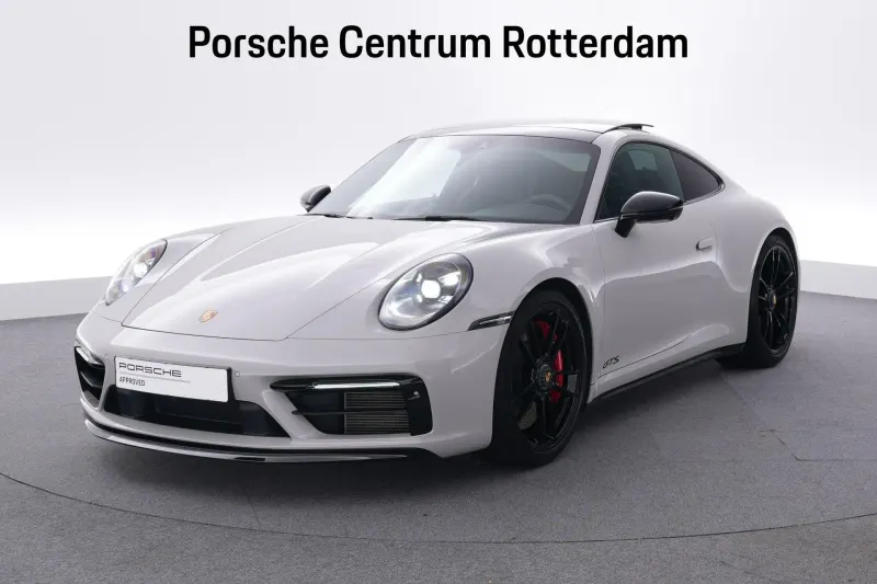 Porsche 911 (2023)