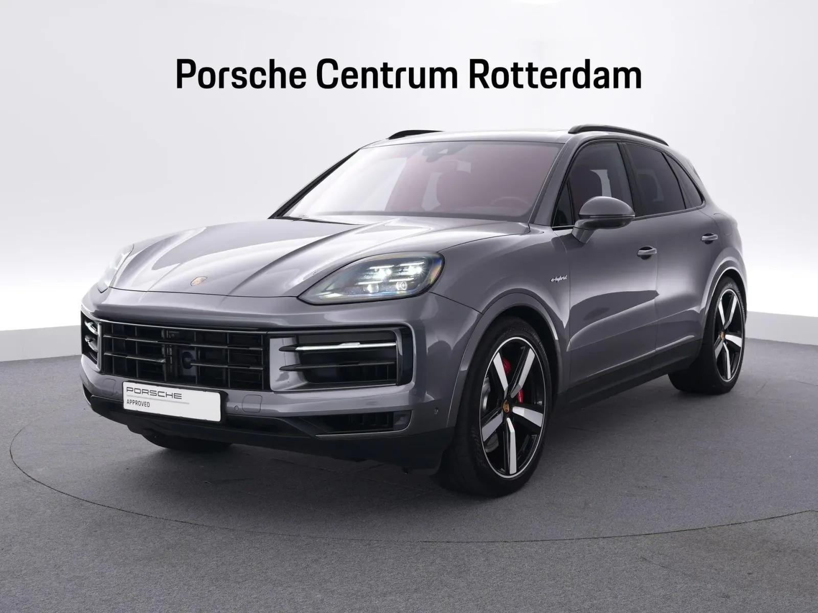 Porsche Cayenne (2024) — foto 1