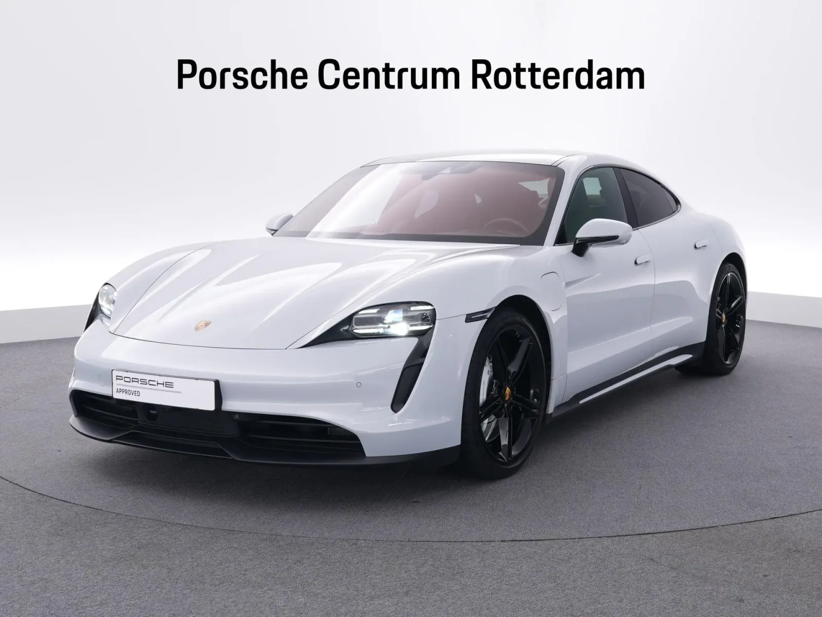 Porsche Taycan (2022) — foto 1