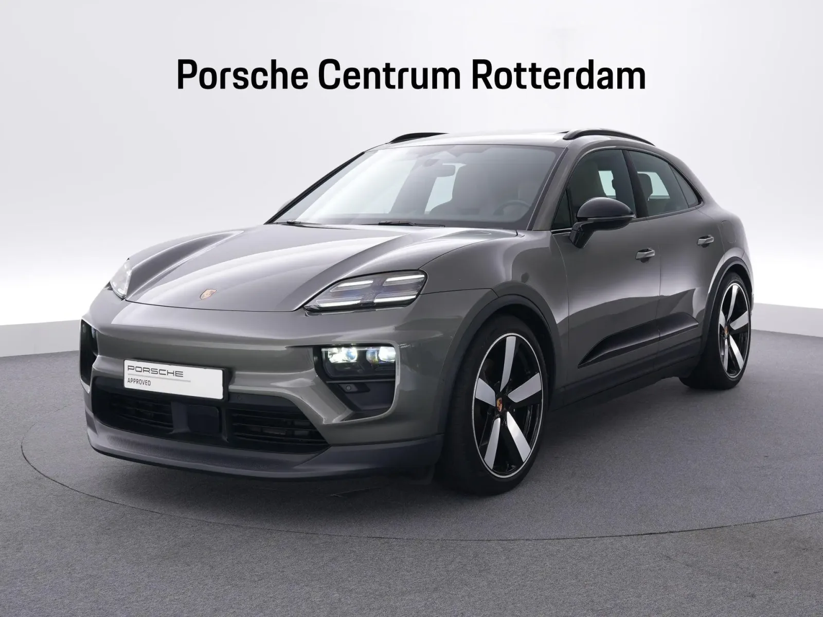 Porsche Macan (2025) — foto 1