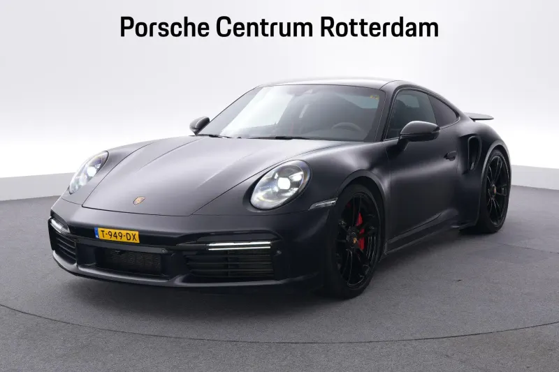 Porsche 911 (2023)
