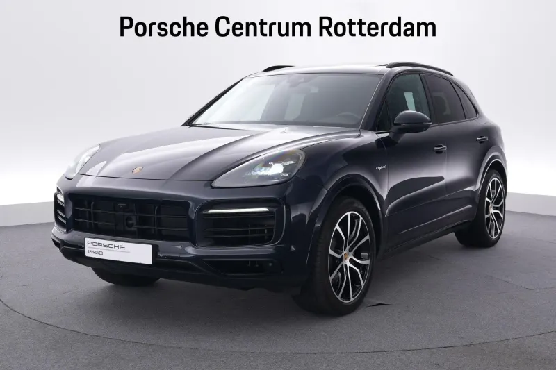 Porsche Cayenne (2023)