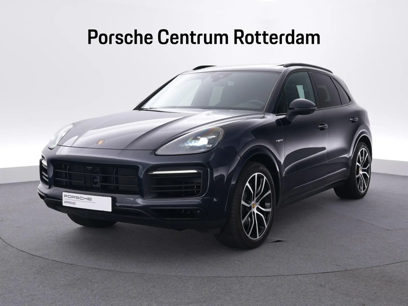 Porsche Cayenne (2023) — foto 1