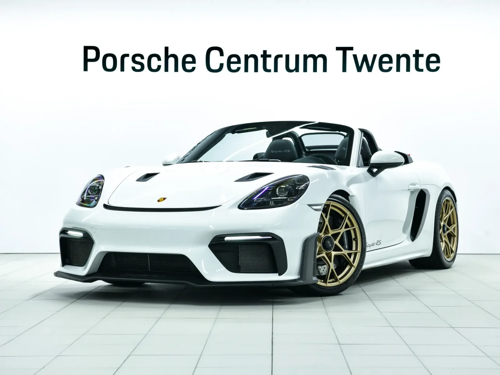 Porsche 718 (2024) — foto 1