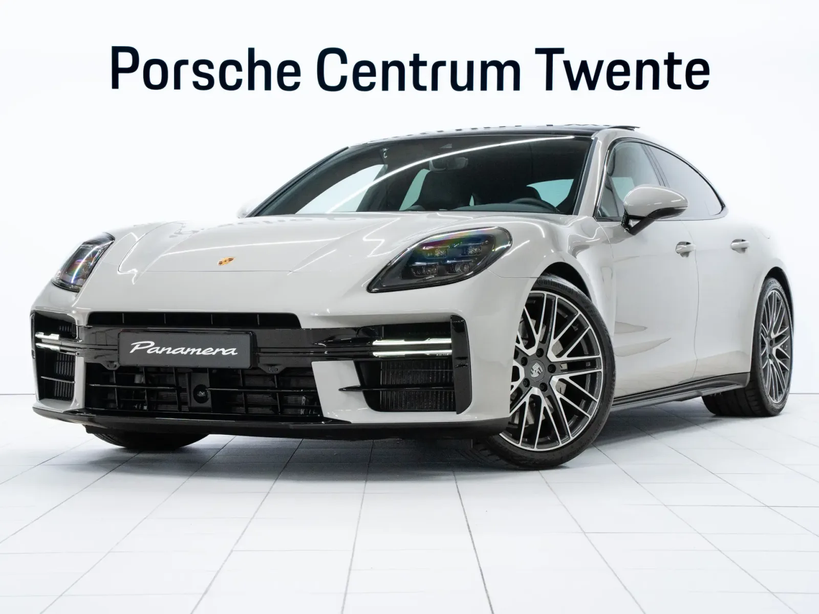 Porsche Panamera (2024) — foto 1