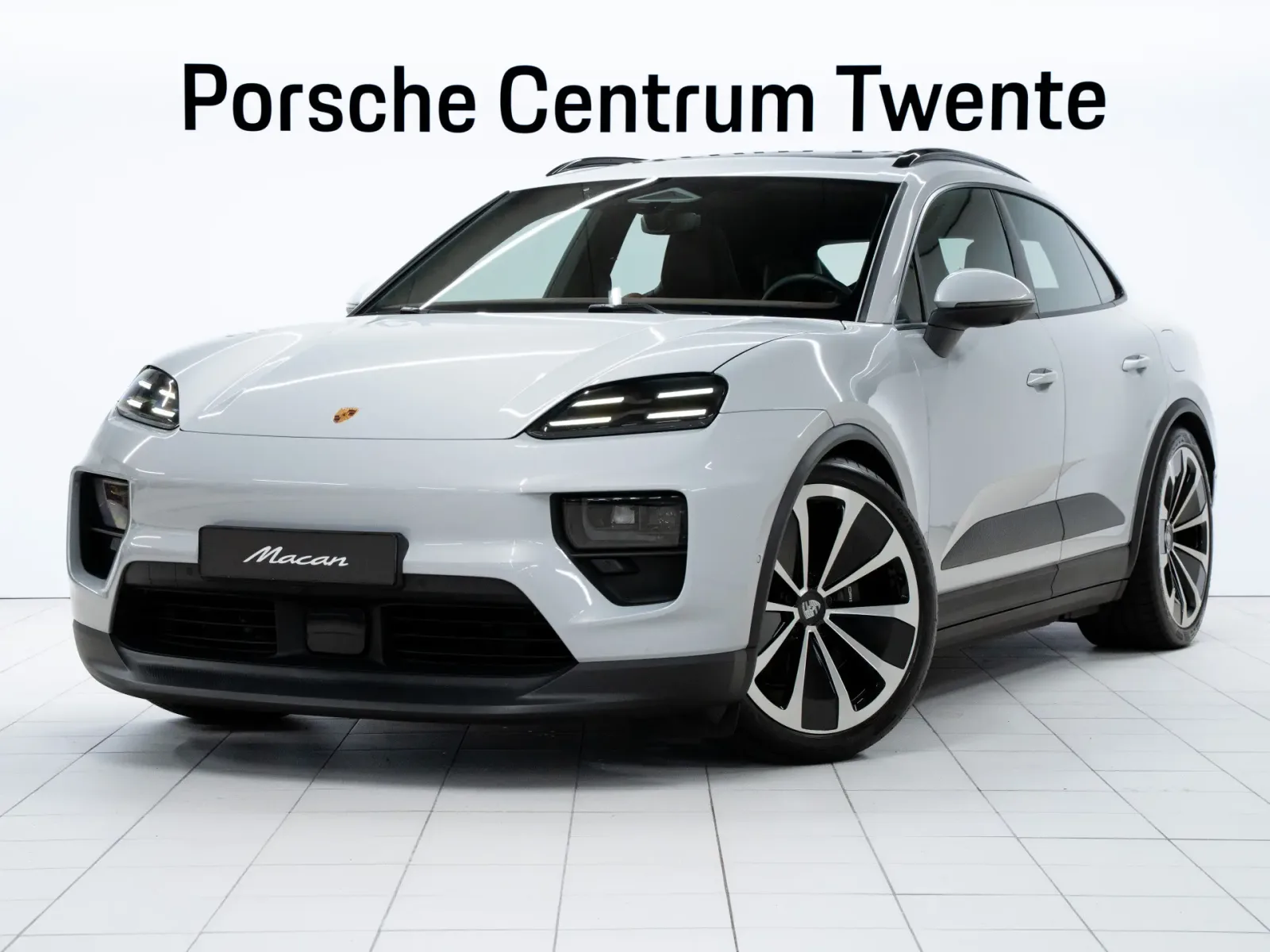 Porsche Macan (2024) — foto 1