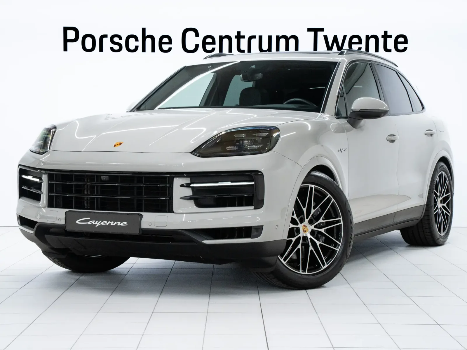 Porsche Cayenne (2023) — foto 1