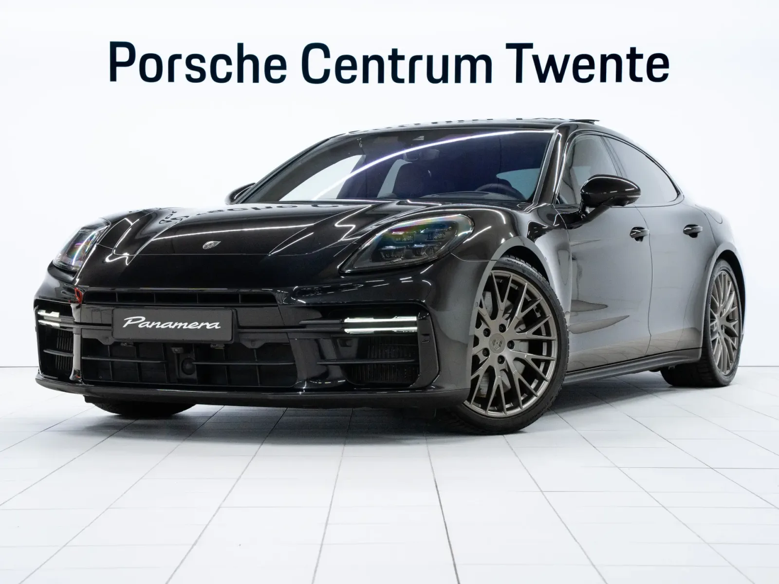 Porsche Panamera (2024) — foto 1