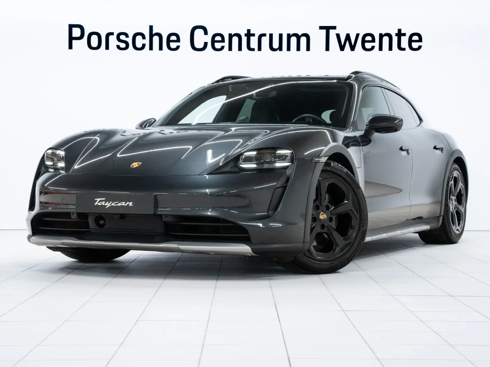 Porsche Taycan (2021) — foto 1