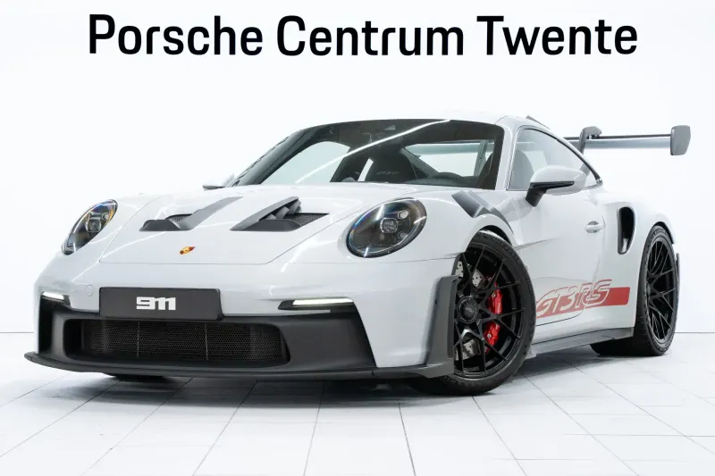 Porsche 911 (2023)