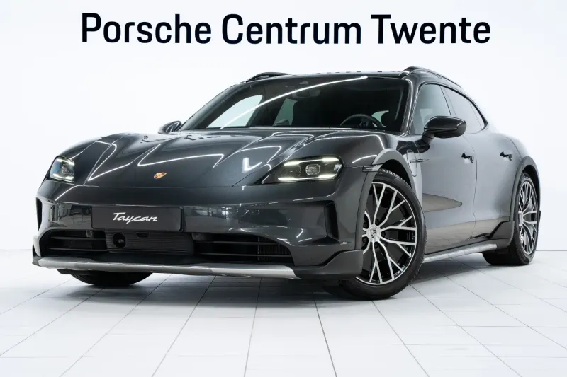 Porsche Taycan (2024)