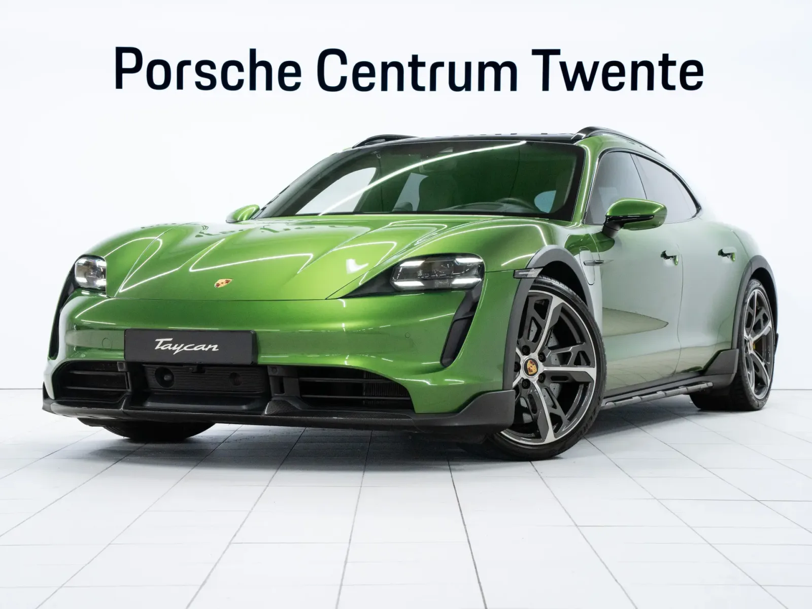 Porsche Taycan (2021) — foto 1