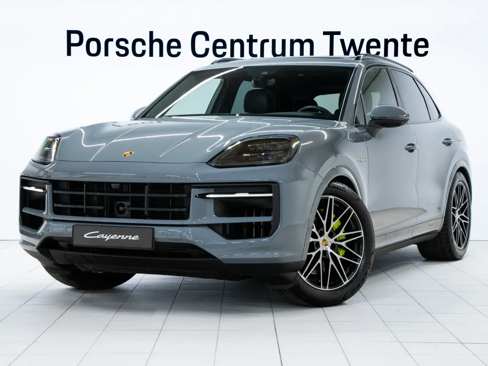 Porsche Cayenne (2024) — foto 1