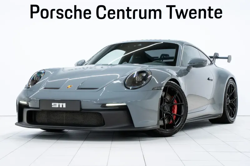Porsche 911 (2023)