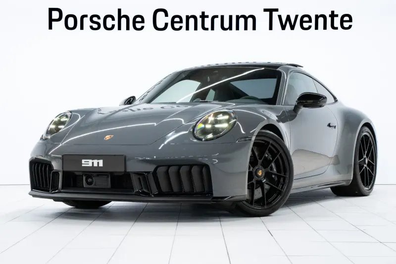 Porsche 911 (2025)