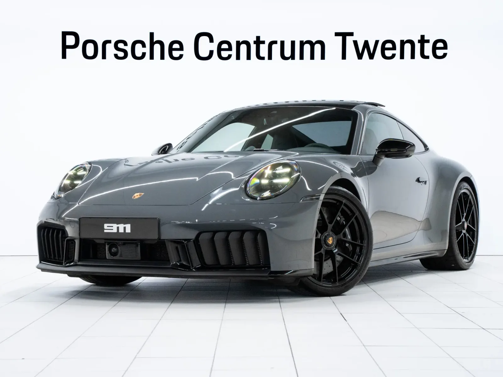 Porsche 911 (2025) — foto 1