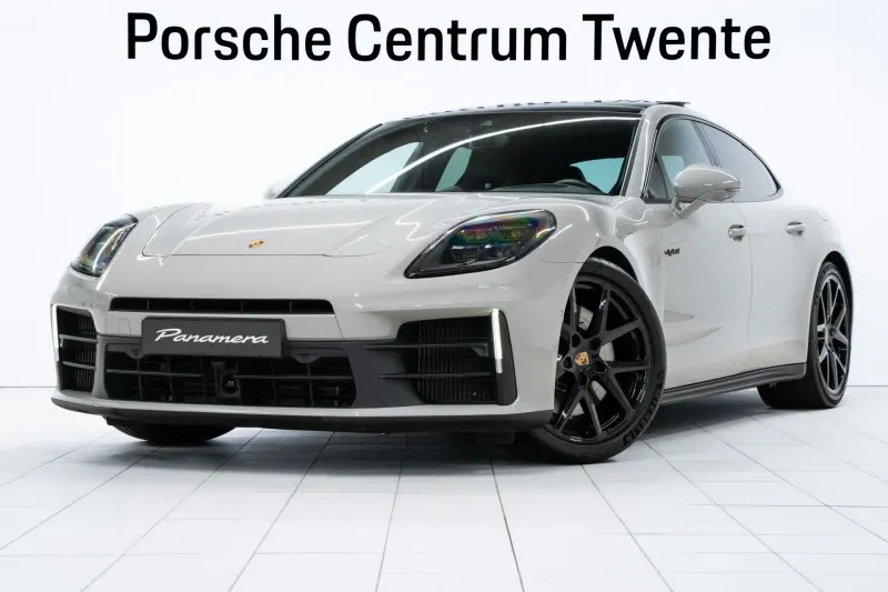 Porsche Panamera (2024)
