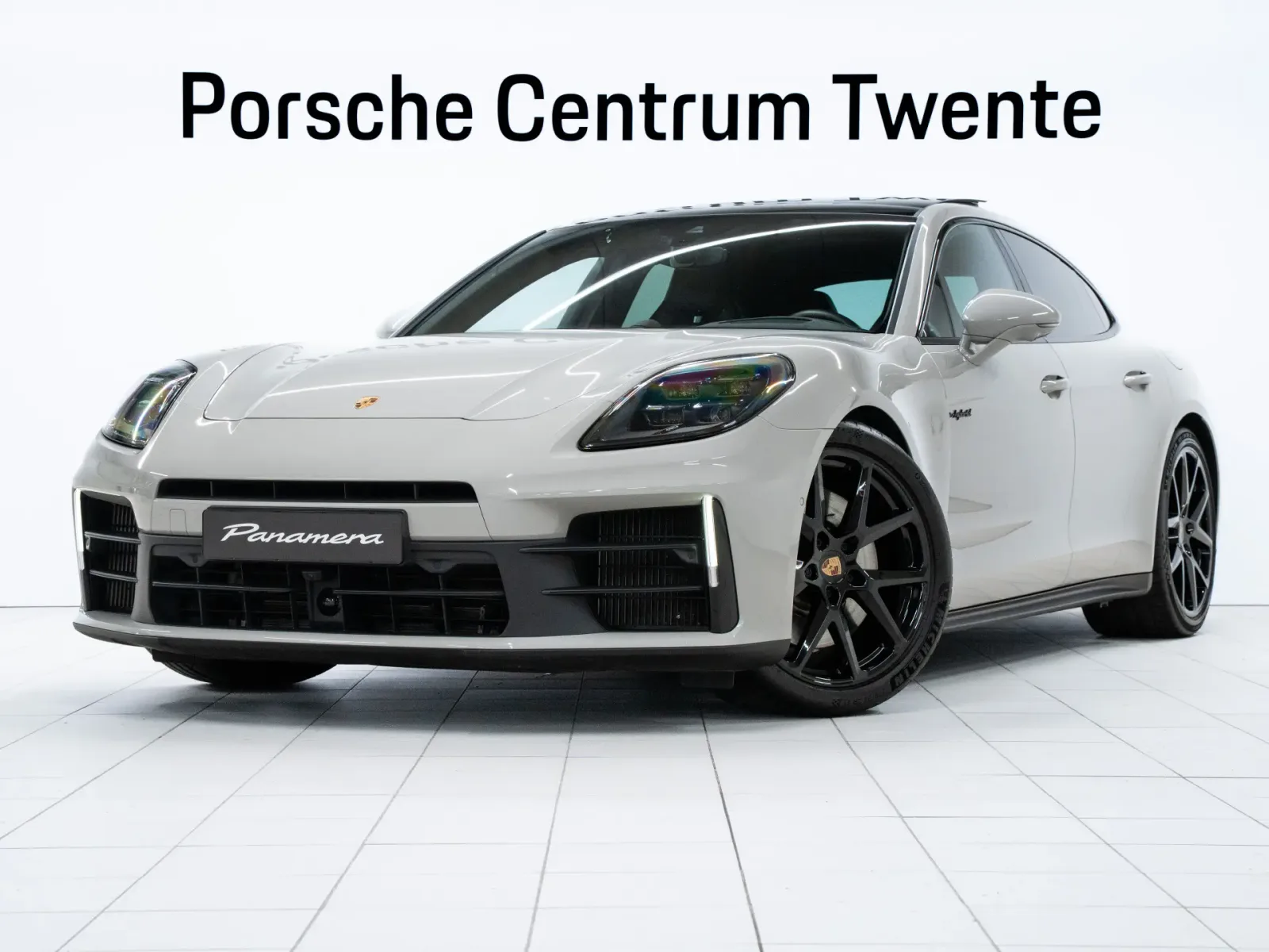Porsche Panamera (2024) — foto 1