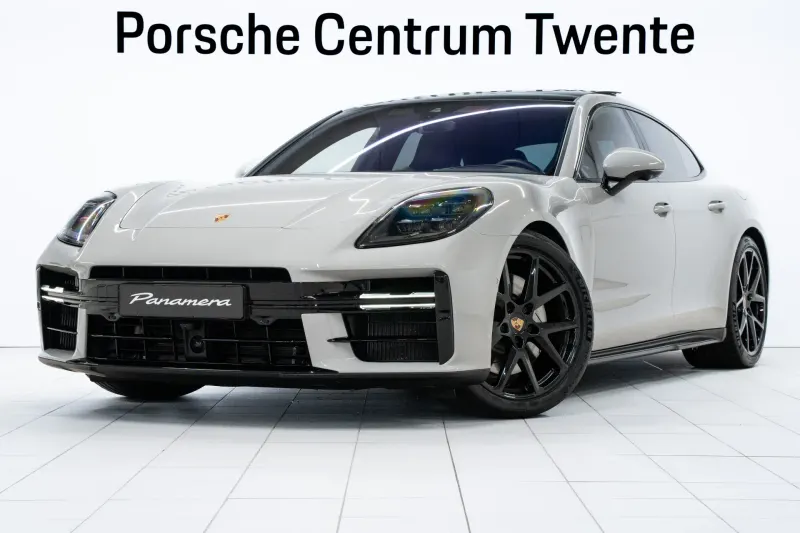 Porsche Panamera (2024)