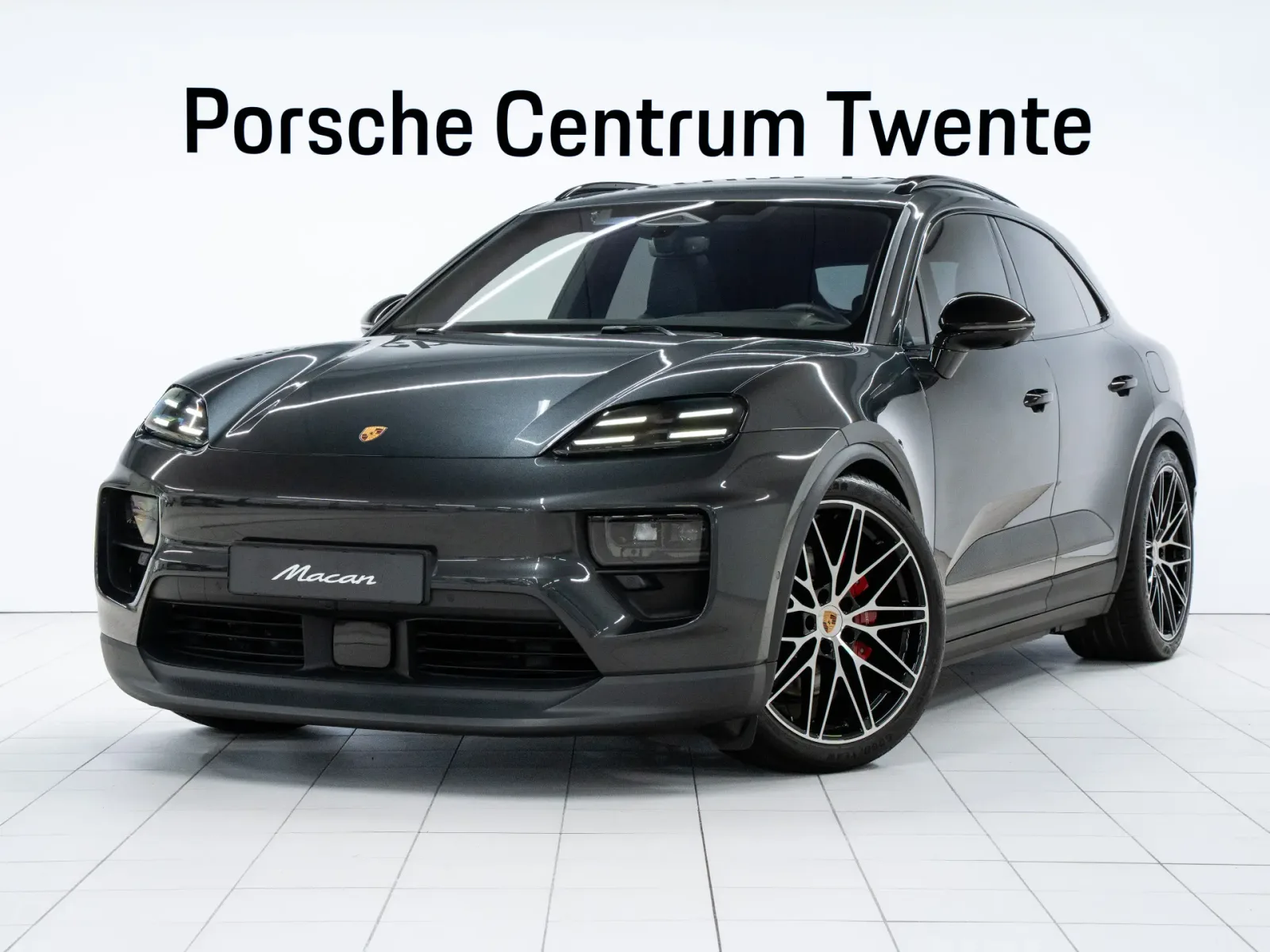 Porsche Macan (2024) — foto 1