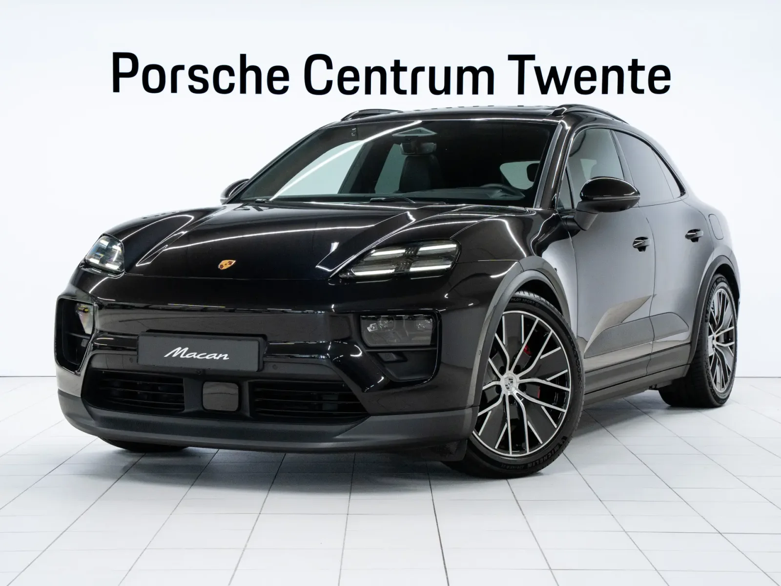 Porsche Macan (2025) — foto 1
