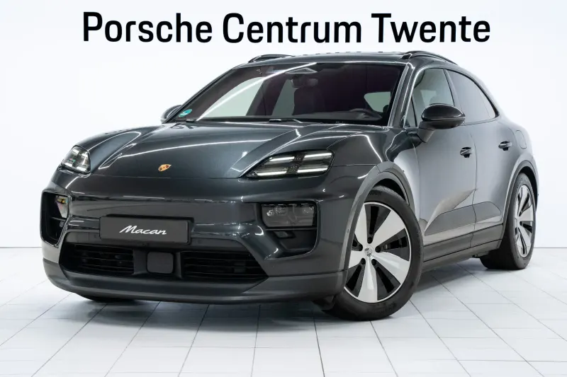 Porsche Macan (2024)
