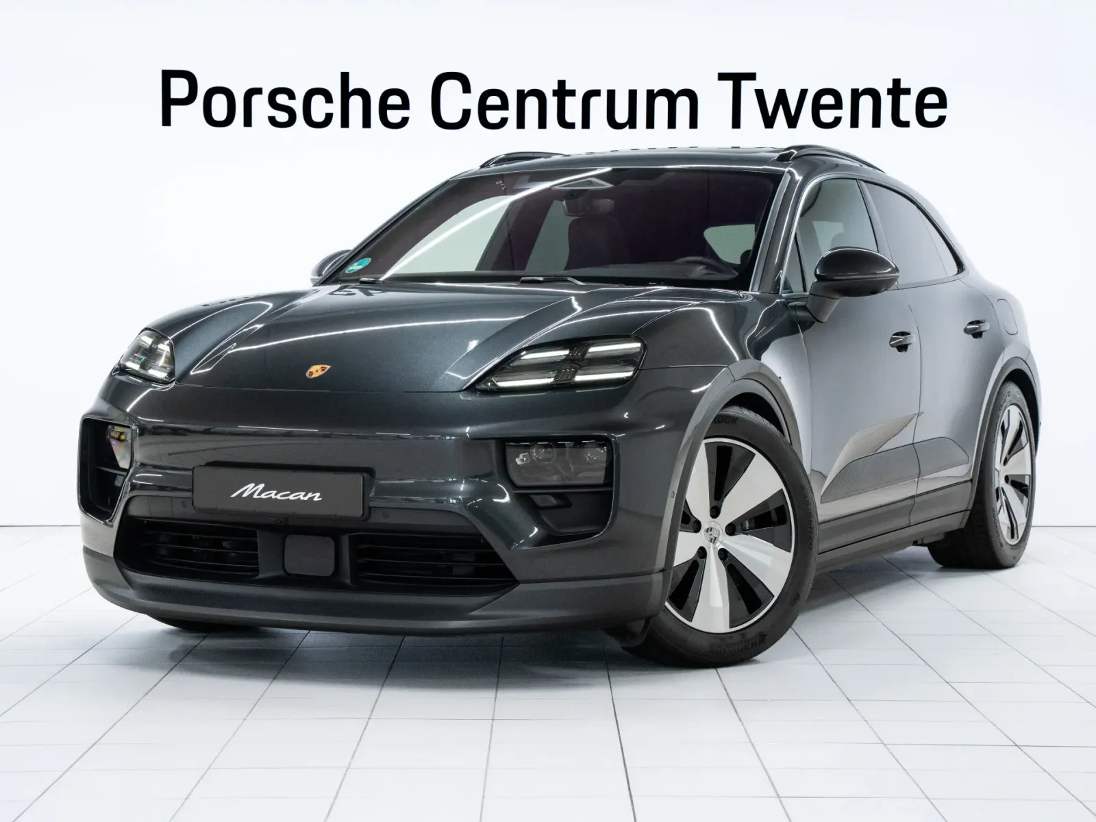Porsche Macan (2024) — foto 1