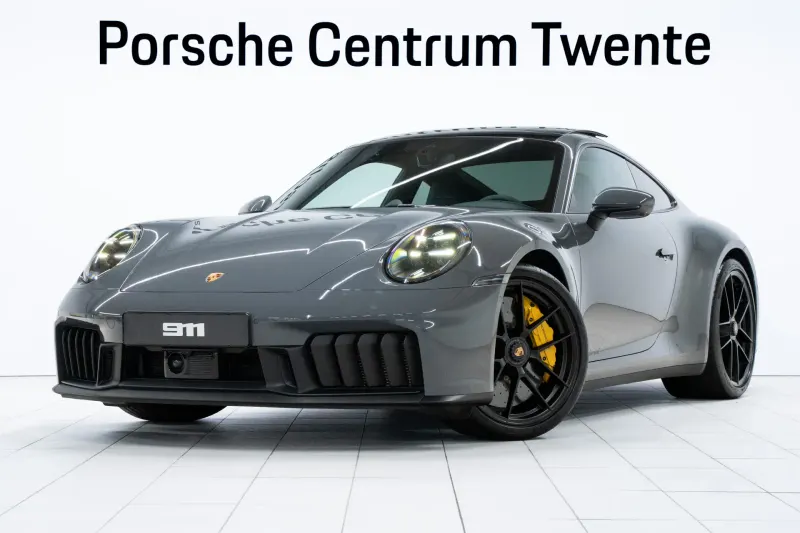 Porsche 911 (2024)