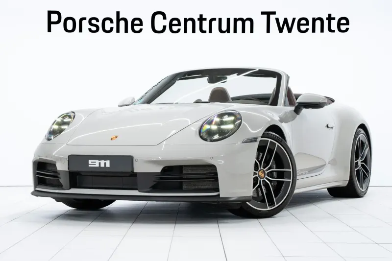 Porsche 911 (2024)
