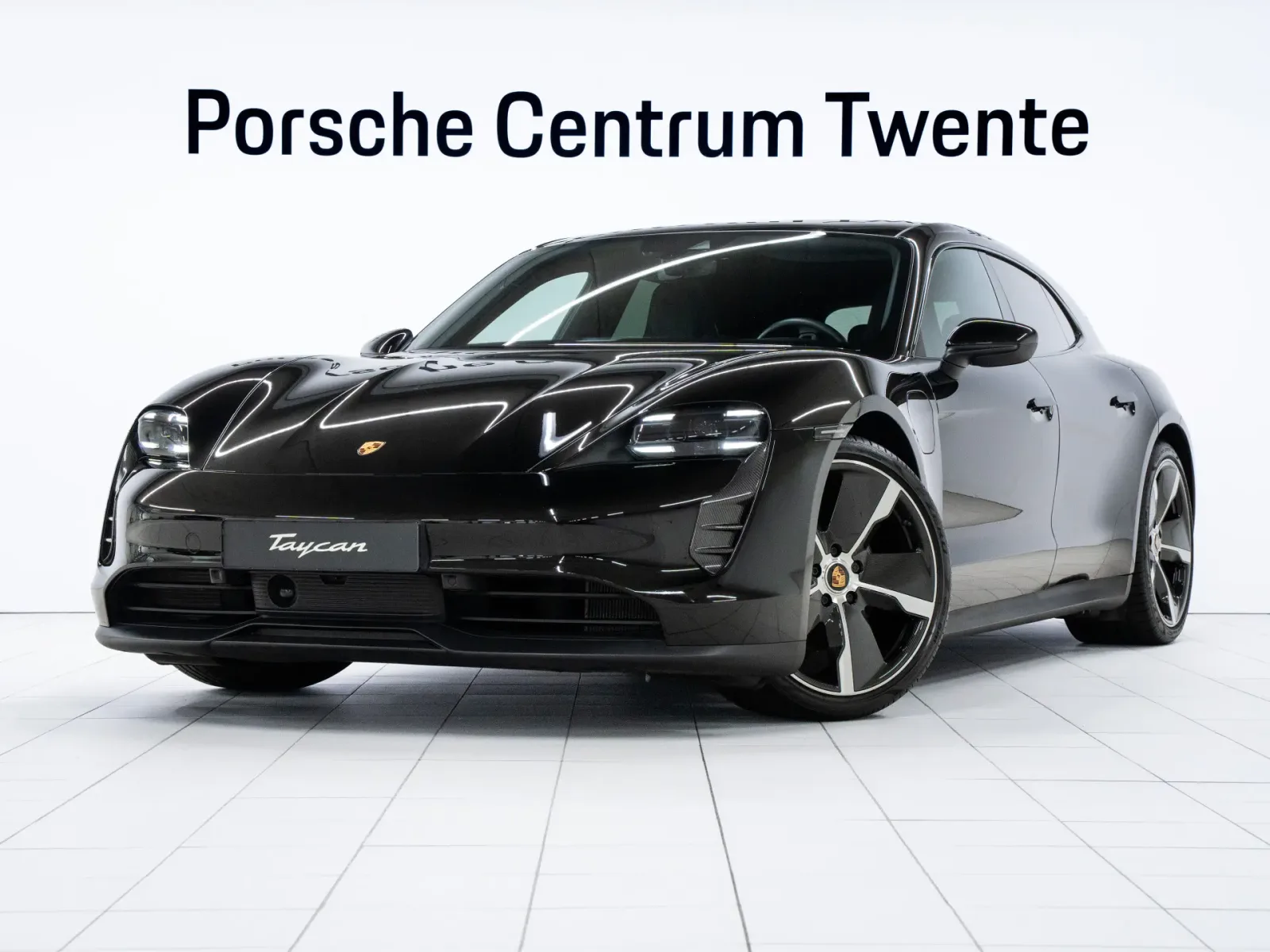 Porsche Taycan (2023) — foto 1