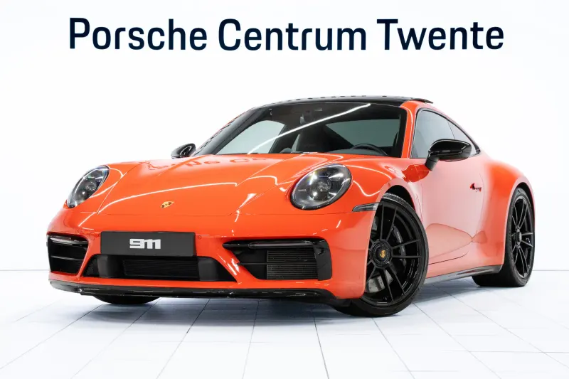 Porsche 911 (2023)