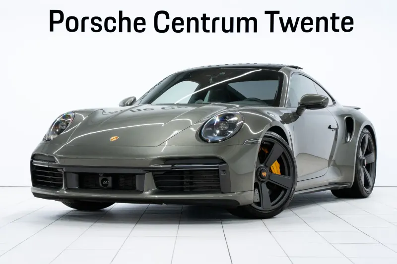 Porsche 911 (2025)