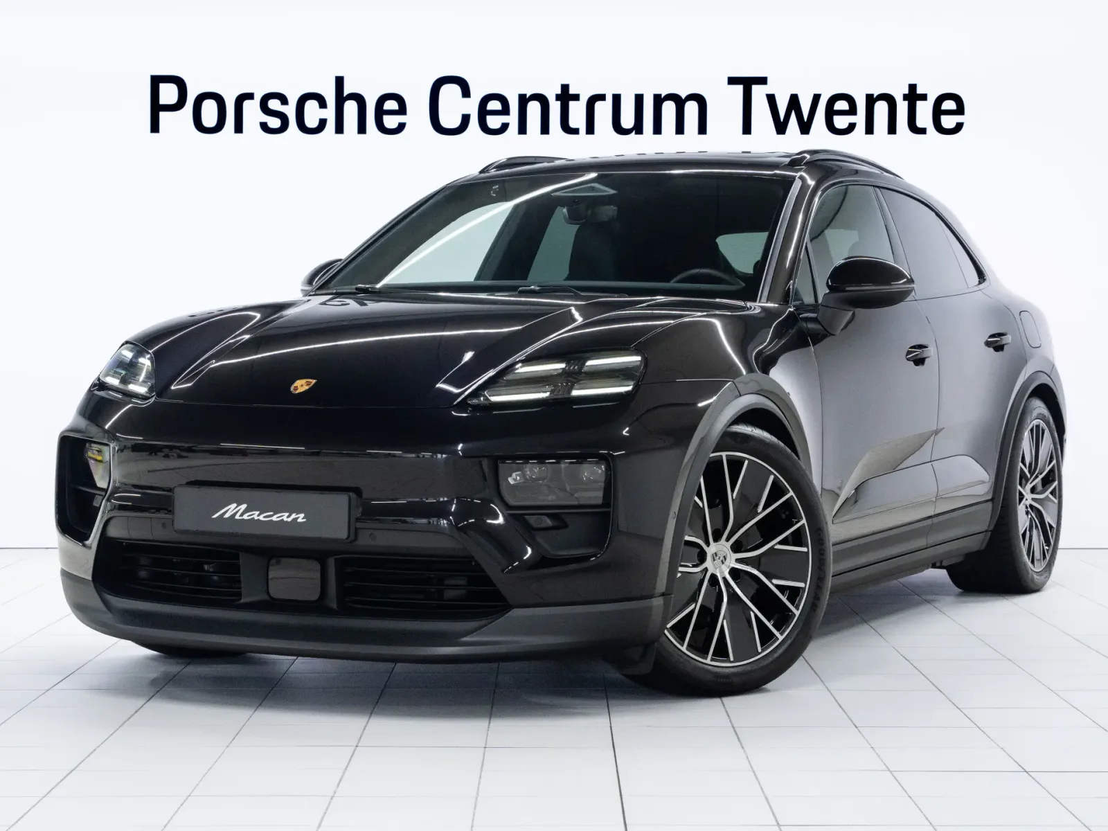 Porsche Macan (2025) — foto 1
