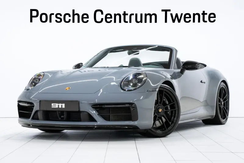 Porsche 911 (2023)