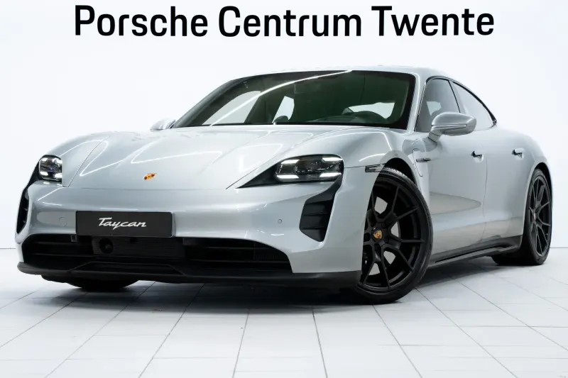 Porsche Taycan (2022)