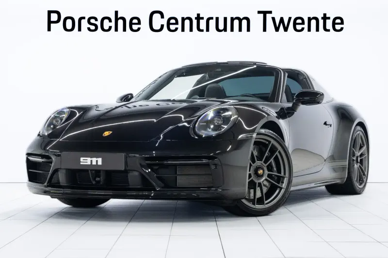 Porsche 911 (2023)
