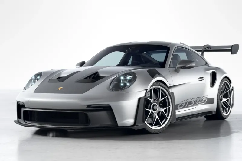 Porsche 911 (2025)